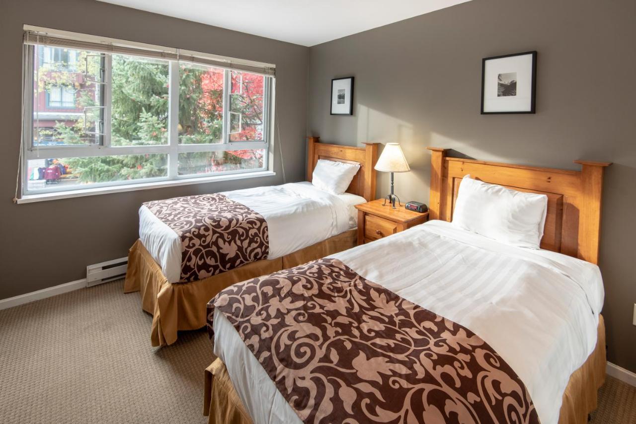 Whistler Town Plaza By Latour Hotels And Resorts ภายนอก รูปภาพ