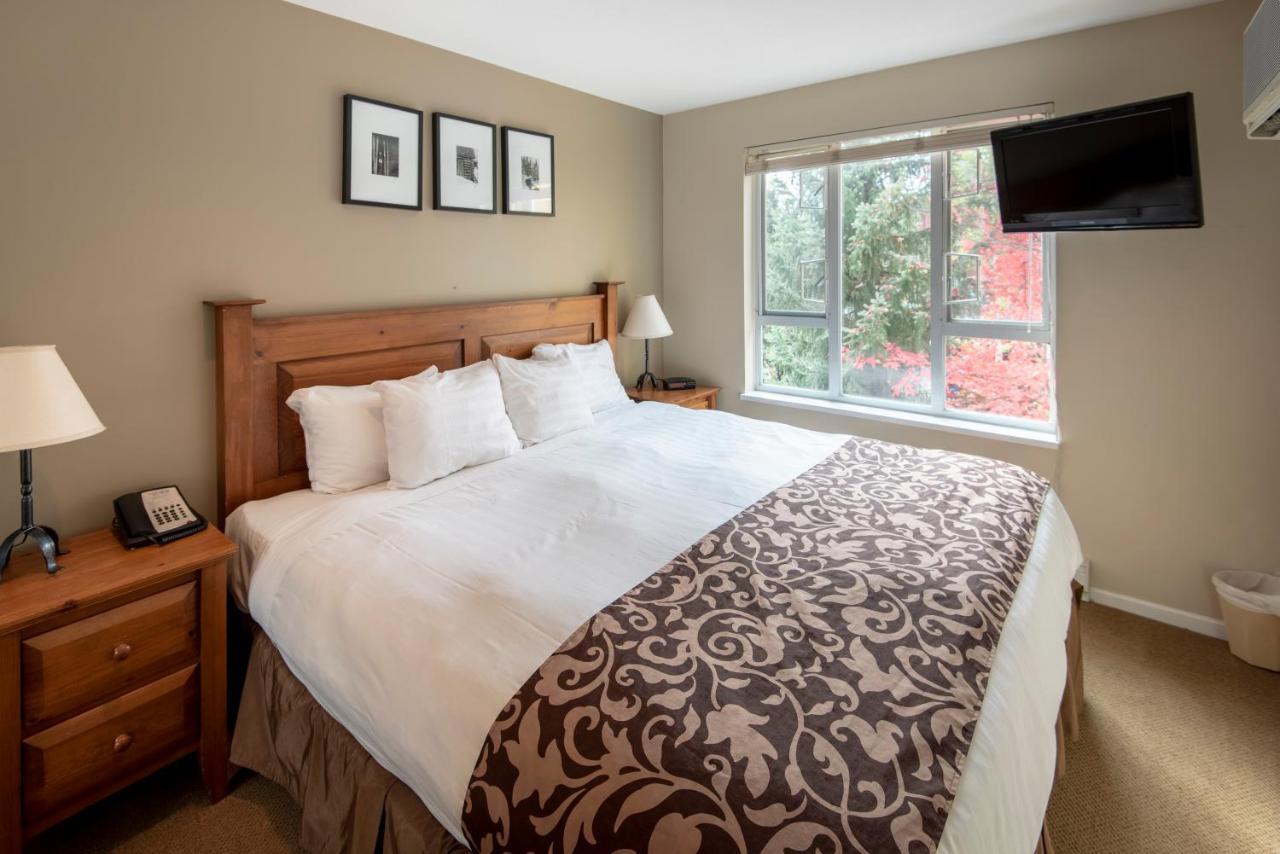 Whistler Town Plaza By Latour Hotels And Resorts ภายนอก รูปภาพ