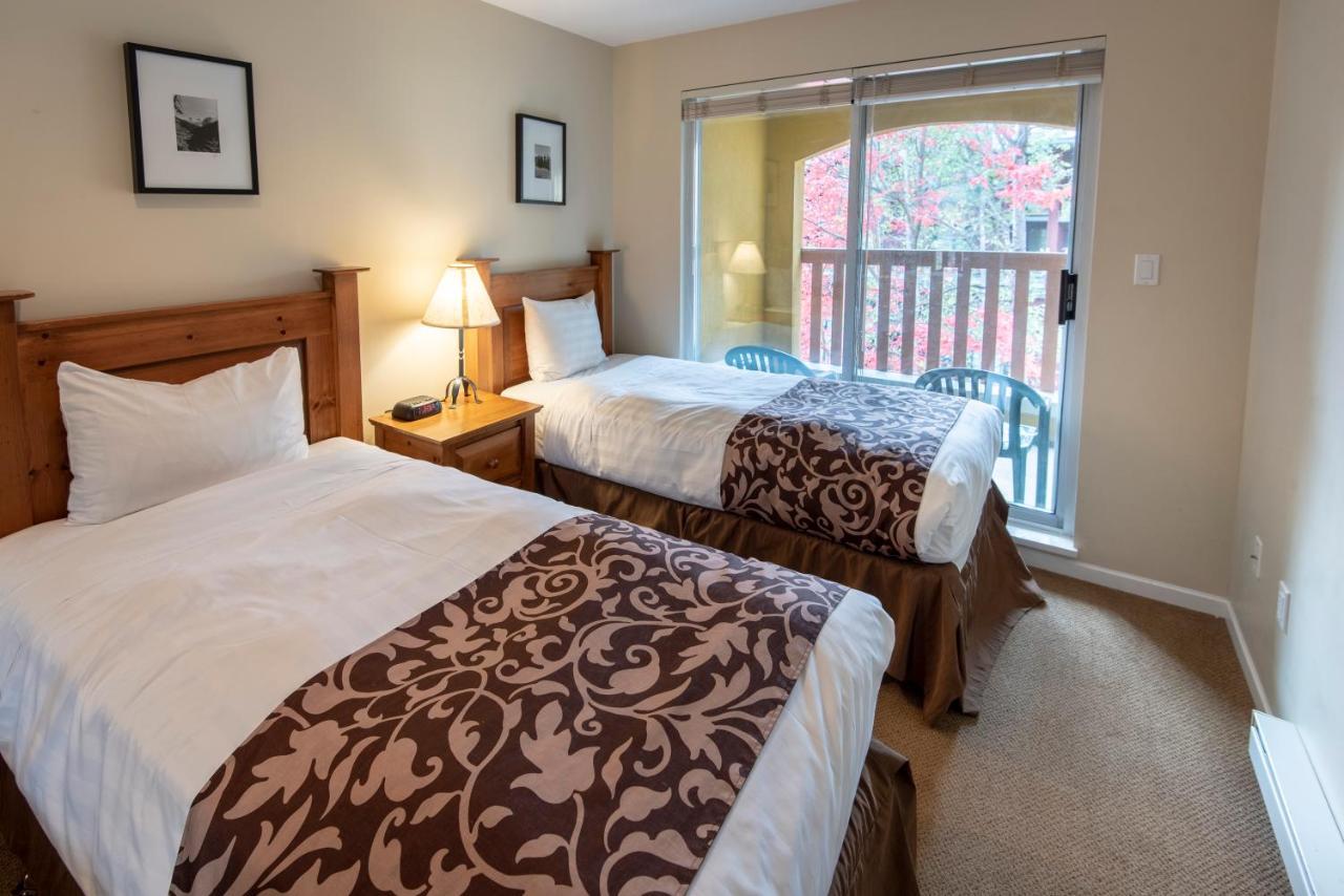 Whistler Town Plaza By Latour Hotels And Resorts ภายนอก รูปภาพ
