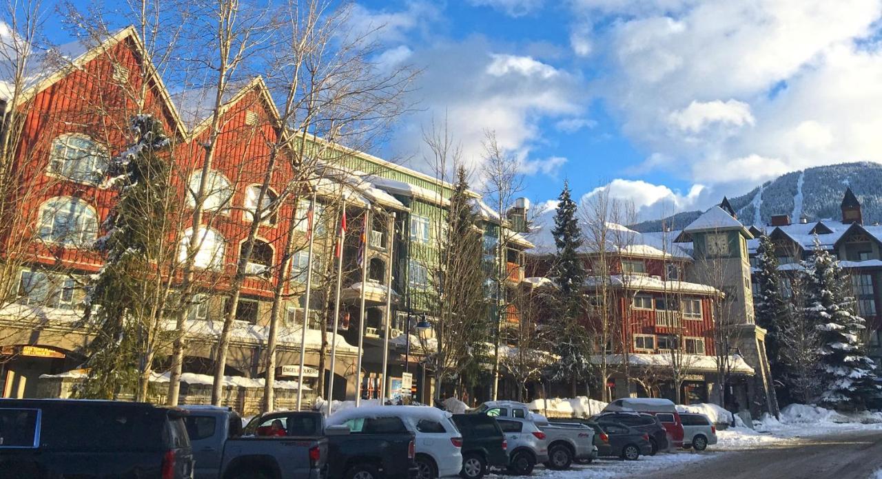 Whistler Town Plaza By Latour Hotels And Resorts ภายนอก รูปภาพ