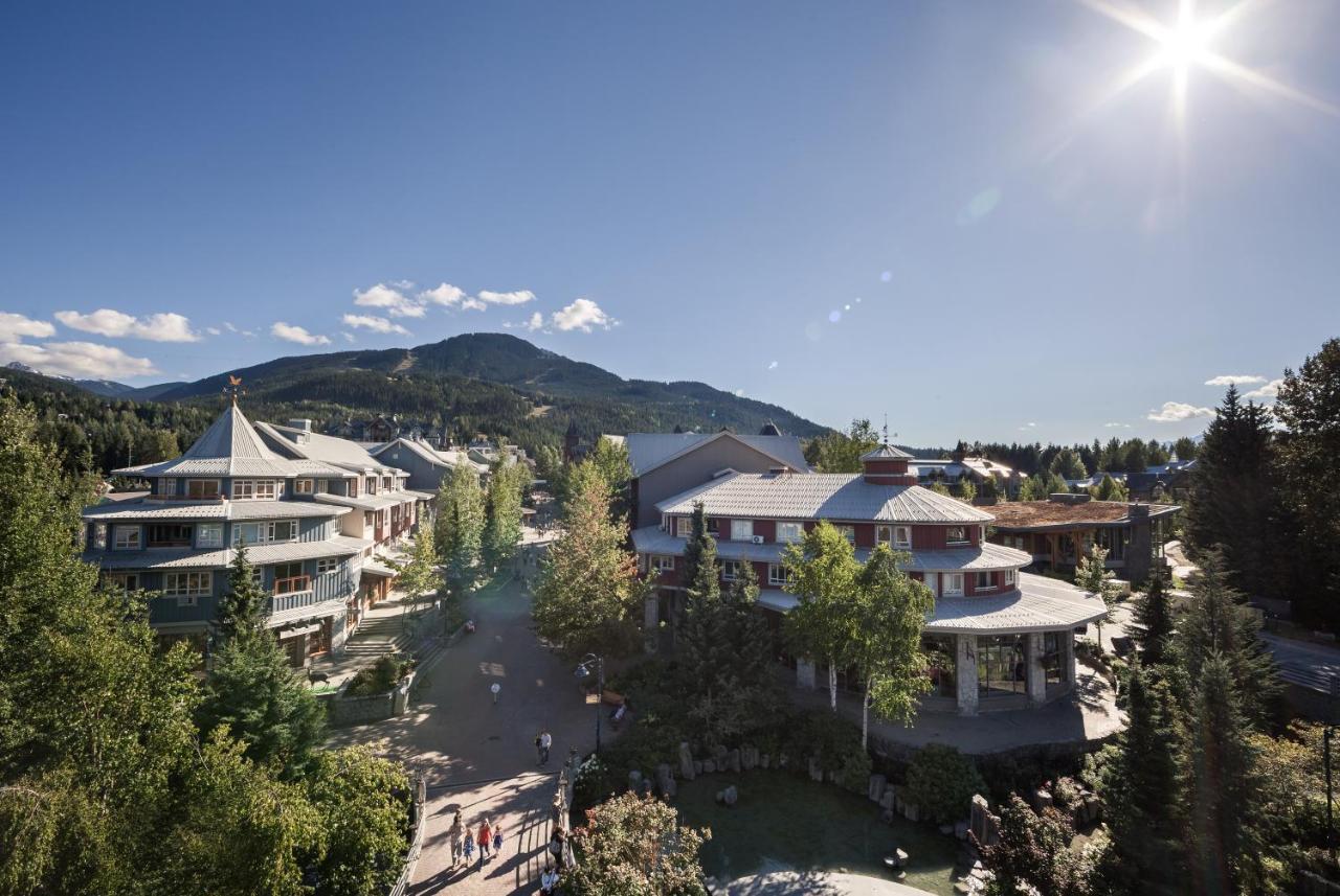 Whistler Town Plaza By Latour Hotels And Resorts ภายนอก รูปภาพ